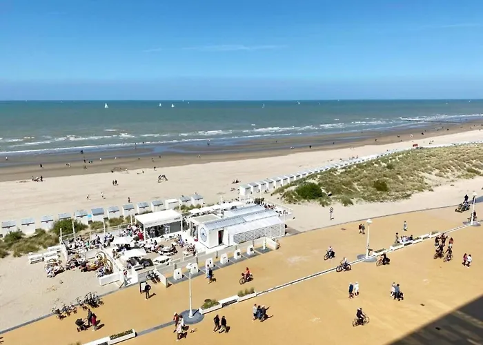 In Near The Appartement Nieuport