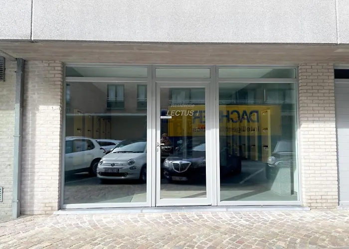 In Near The * Nieuport